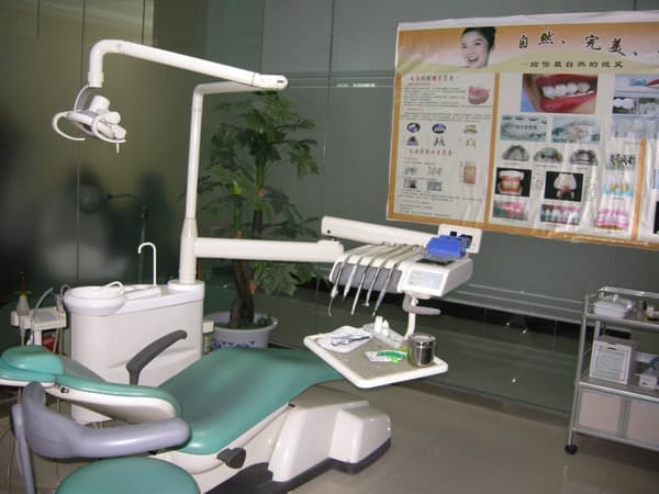 Житель Свободного поделился опытом лечения зубов в клинике Китая. Новости