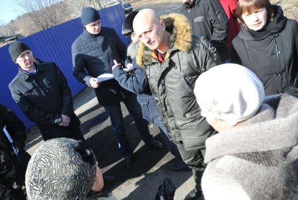 Вопрос о разбитых большегрузами Газпрома дорогах в Дубовке будет решаться на совещании в мэрии Свободного. Новости