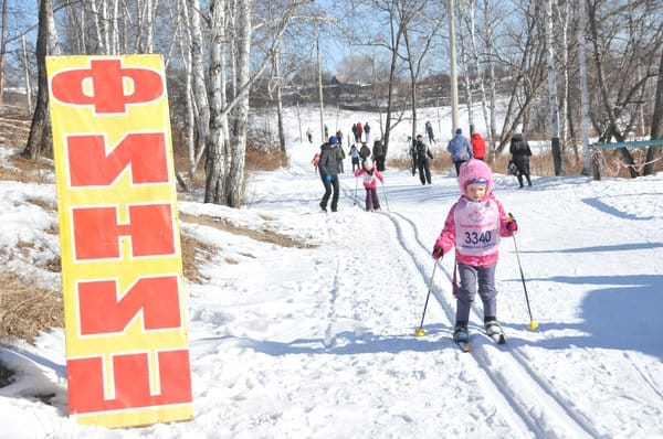 Закрытие лыжного сезона в Свободном проходило при плюсовой температуре. Новости