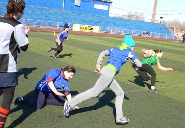 На стадионе в Свободном впервые в Приамурье состоялся женский матч по регби