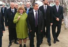 Полпред Президента РФ Юрий Трутнев прибыл с визитом в Свободный
