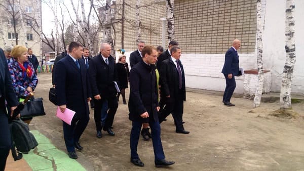 Полпред Президента РФ Юрий Трутнев прибыл с визитом в Свободный. Новости