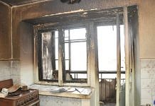 Свободненцы за сутки собрали деньги на ремонт пострадавшей при пожаре квартиры пенсионерки