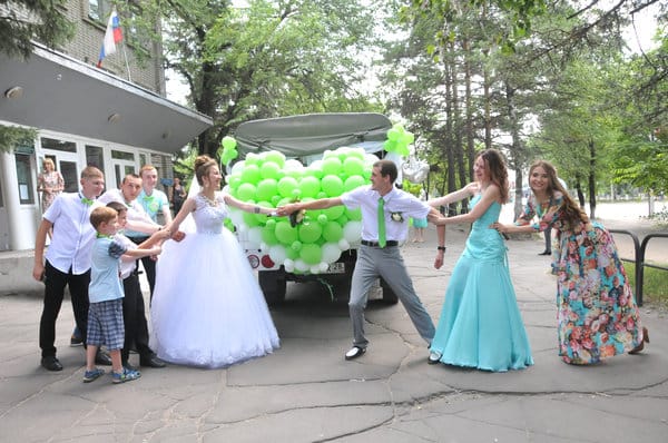 Свадьбу в «зелёном стиле» сыграли молодожёны в Свободном. Новости