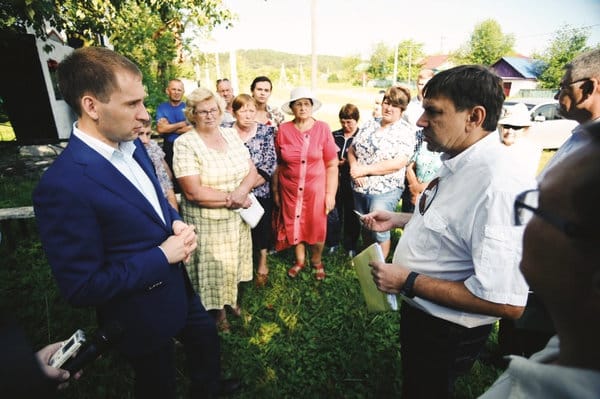 Губернатор встретился с жителями микрорайона Дубовка в Свободном. Новости