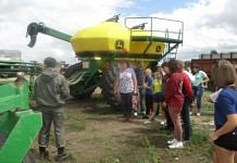 Школьники из Свободненского района приняли участие в профильной смене «Агроэколог-2017»
