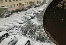Почти всю Якутию завалило аномальным снегом в августе