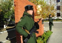 Воины-железнодорожники в Свободном открыли памятник Герою войны