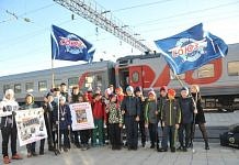 Вернувшихся с победой юных хоккеистов «Союза» торжественно встречали на вокзале Свободного