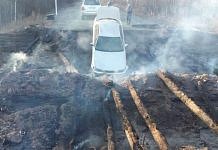 В Сковородинском районе водитель пытался проехать по горящему мосту