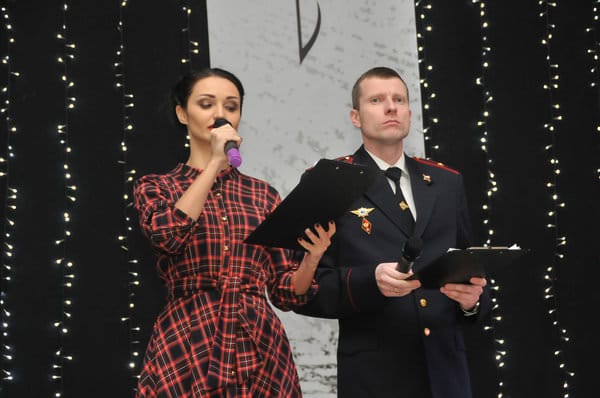 Амурские полицейские посвятили концерт в Свободном геройски погибшим коллегам. Новости