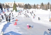 Новогоднюю площадь в Свободном вновь заполнят горки и снежные фигуры