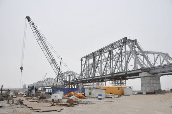 Строящийся мост через Зею около Свободного впечатляет амбициозностью и масштабом проекта. Новости