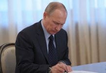 55 амурских долгожителей в марте получат поздравления от президента России