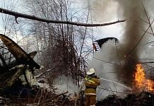 Амурские пожарные работают на месте крушения самолёта в Селемджинском районе