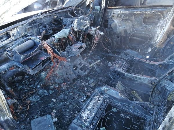 Владельцу загоревшегося в Свободном автомобиля не удалось самому справиться с огнём. Новости