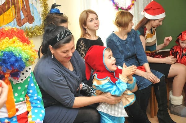 Свободненских детей-инвалидов поздравил подполковник Дед Мороз. Новости