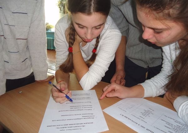 Школьники Свободненского района приняли участие в квест-игре «Маршрутами избирателя»
