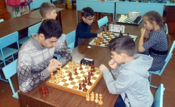 Юные шахматисты Свободного провели захватывающий турнир в честь Дня защитника Отечества. Новости