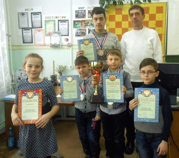 Юные шахматисты Свободного провели захватывающий турнир в честь Дня защитника Отечества. Новости