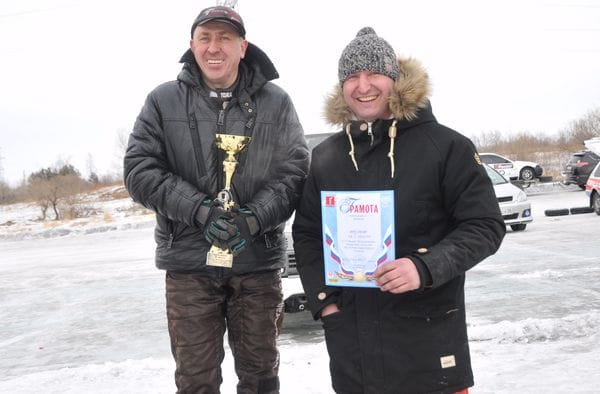 Свободненский «PIT-STOP» стал «серебряным» призёром V этапа ледовых автогонок