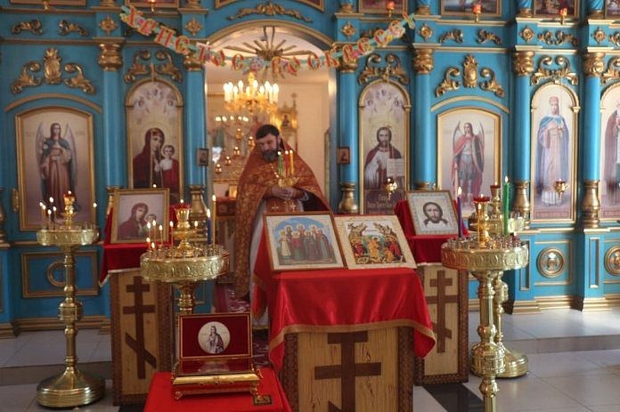 Мощи великомученицы Екатерины Александрийской привезли в храм Циолковского