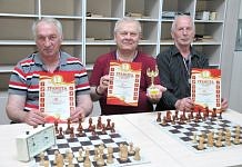 Шахматисты-ветераны провели в Свободном турнир в честь Дня Победы