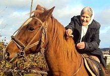 Амурский Союз пенсионеров приглашает пожилых благовещенцев покататься на лошадях