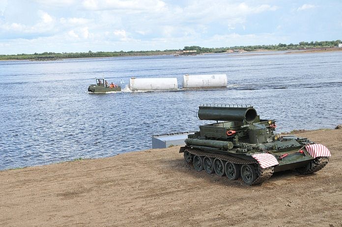 Масштабные учения военных прошли на реке Зея в районе Свободного