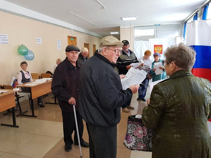 Владимир Константинов призвал свободненцев проголосовать и привиться от гриппа