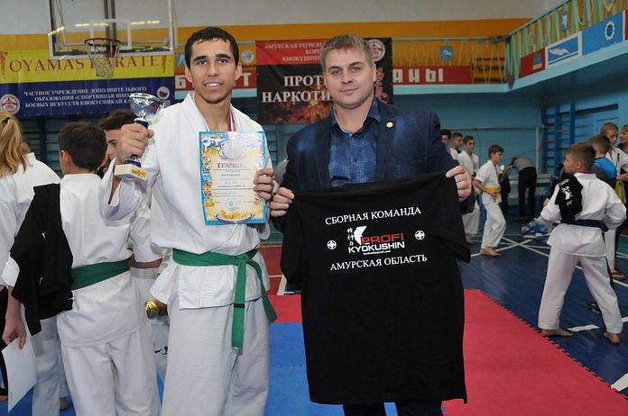 Свободненские каратисты завоевали призовые места на Чемпионате области