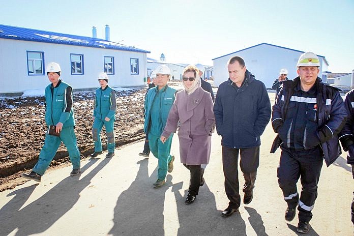 Глава Свободненского района посетила вахтовые посёлки строителей АГПЗ