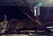 При обрушении моста в Югре два человека погибли и семеро пострадали