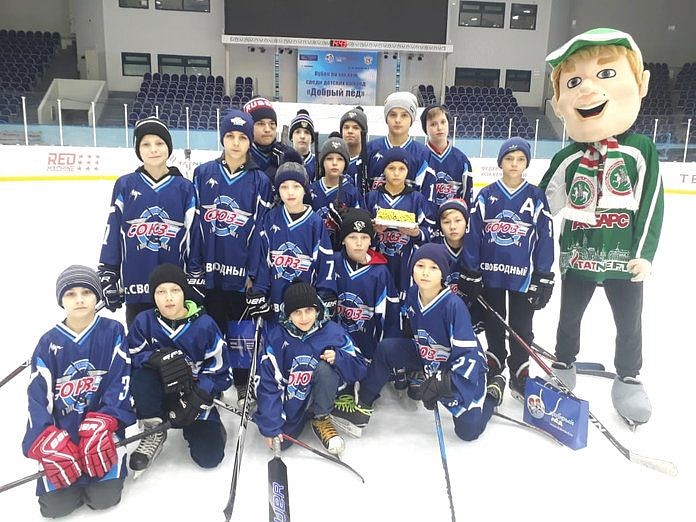 Юные хоккеисты свободненского «Союза» достойно выступили на «Кубке Добрый лёд» в Казани