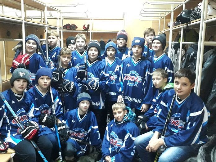 Юные хоккеисты свободненского «Союза» достойно выступили на «Кубке Добрый лёд» в Казани
