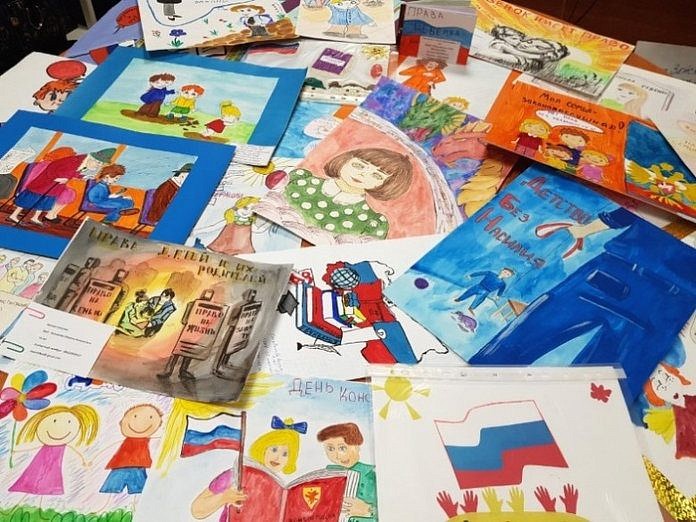 9 рисунков детей из Свободного победили в конкурсе амурской прокуратуры