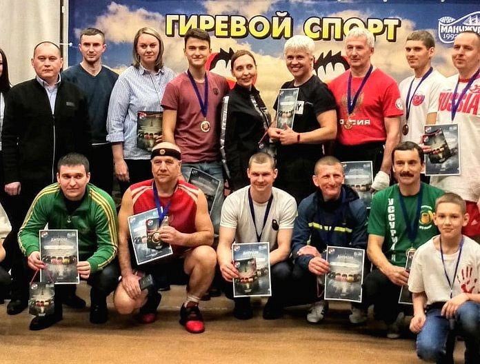 Гиревики из Свободного успешно выступили на Дальневосточном чемпионате в Циолковском