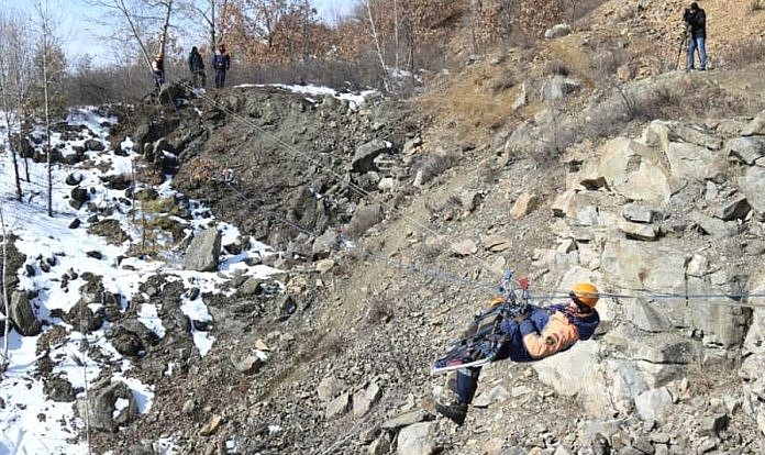 В поисках пропавшего грибника амурские спасатели преодолевали каньон и скалы