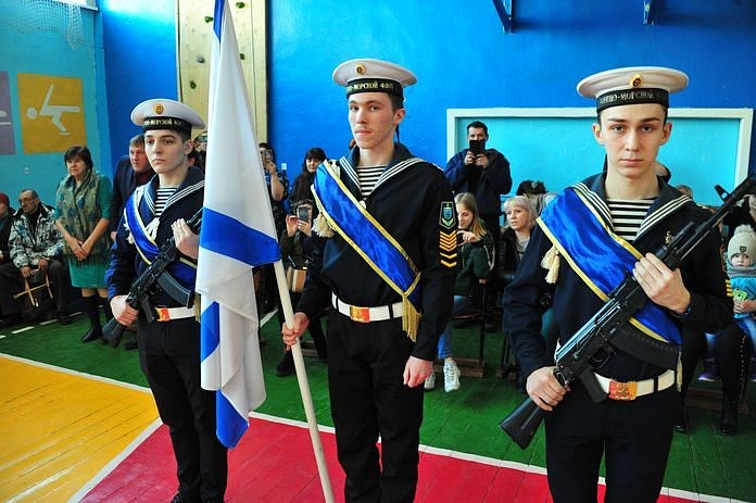 40 воспитанников Детского морского центра в Свободном стали кадетами