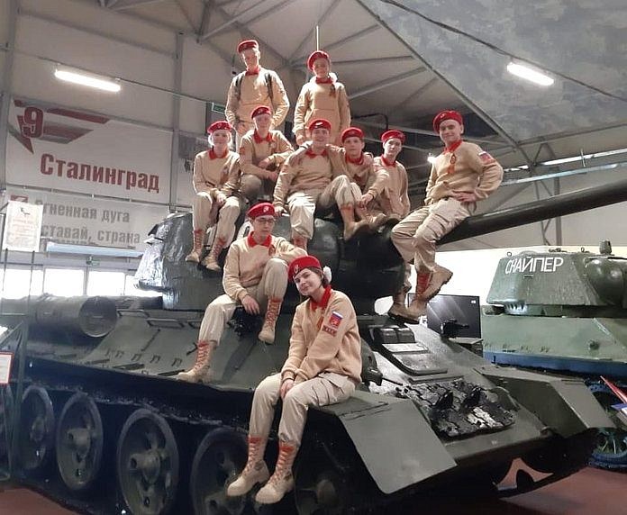Юнармейцы из Свободного взяли «серебро» на патриотическом слёте в Москве