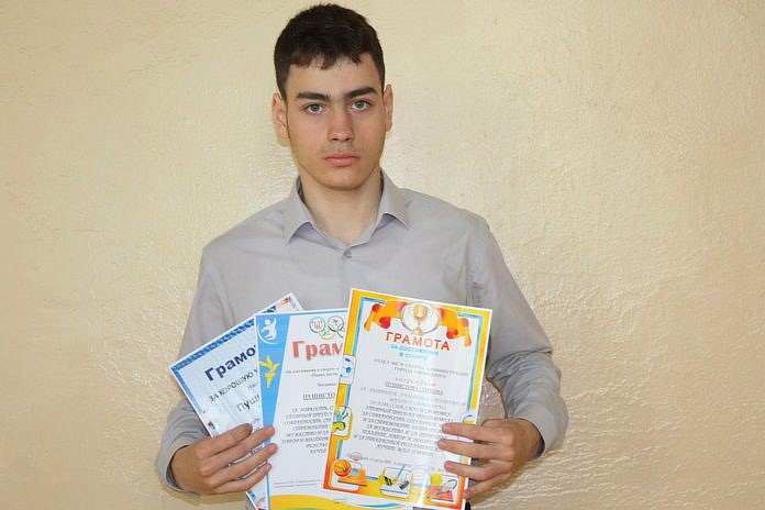 Воспитанники свободненской школы-интерната заняли два призовых места на турнире по русским шашкам