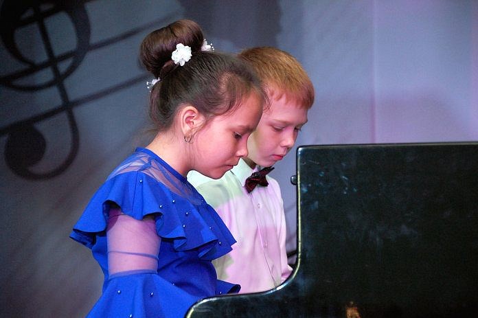 Юные пианисты Свободного отчитались об итогах учебного года концертом