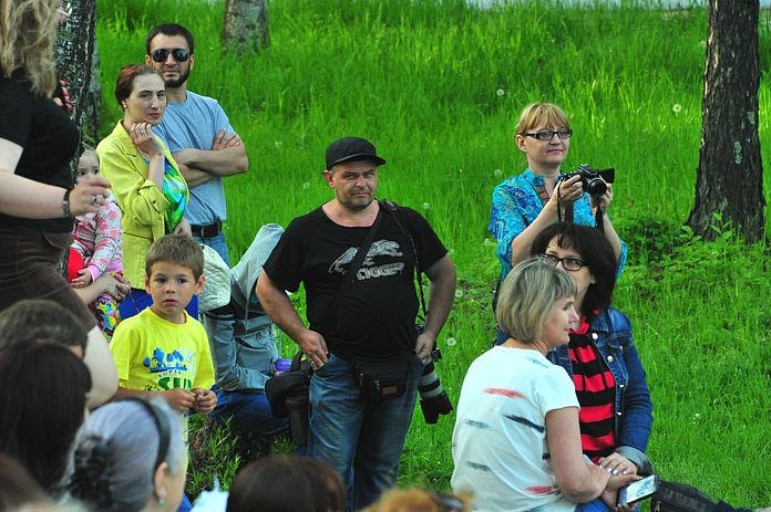 Концерт в парке Свободного стал живым общением зрителей с московскими артистами