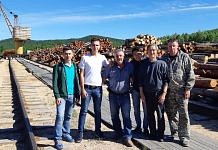 Японская делегация заинтересовалась переработкой древесины на севере Приамурья