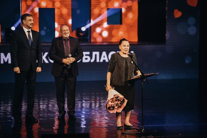 Награды и любовь зрителей увезли артисты с фестиваля «Амурская осень»