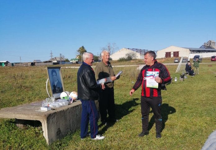 После турнира памяти землячки-героя футболисты Сычёвки приглашают свободненцев на закрытие сезона
