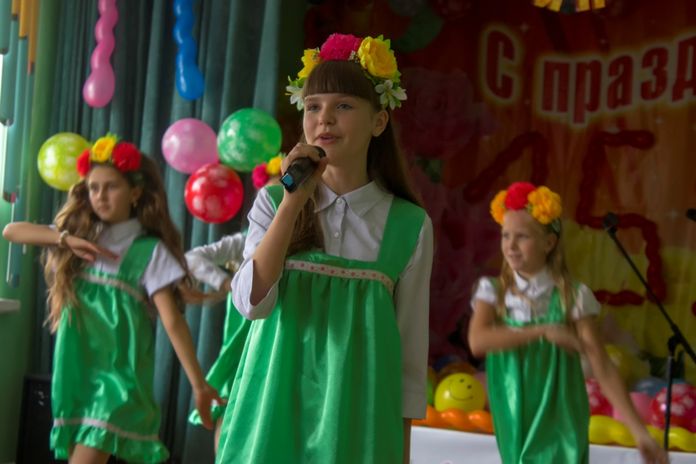 Свободненские вокалисты споют на конкурсе народной песни «Летит крылатая Россия»