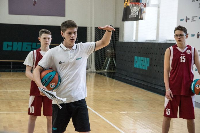 Школу баскетбола для амурских тренеров провели по проекту СИБУРА