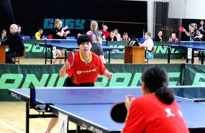 Китайские теннисисты заняли весь пьедестал на международных соревнованиях в Приамурье