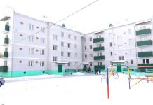 Переселенцы из ветхого жилья в Свободном получат в новостройке квартиры с натяжными потолками